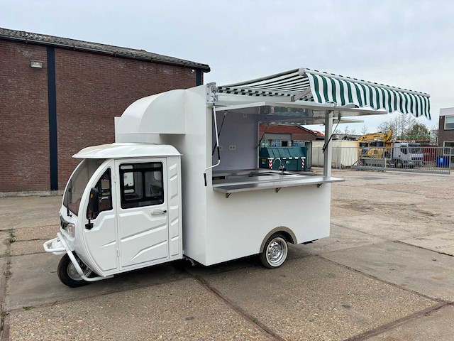 Mobiele foodtruck - e-foodtruck - 2026 - afbeelding 7 van  18