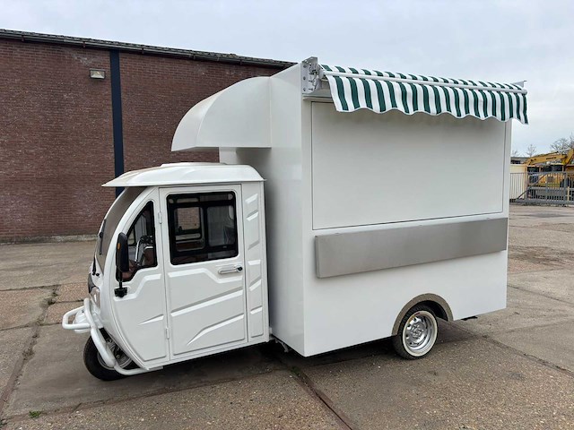 Mobiele foodtruck - e-foodtruck - 2026 - afbeelding 8 van  18