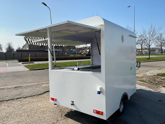 Mobiele foodtruck - foodtruck - 2026 - afbeelding 5 van  24