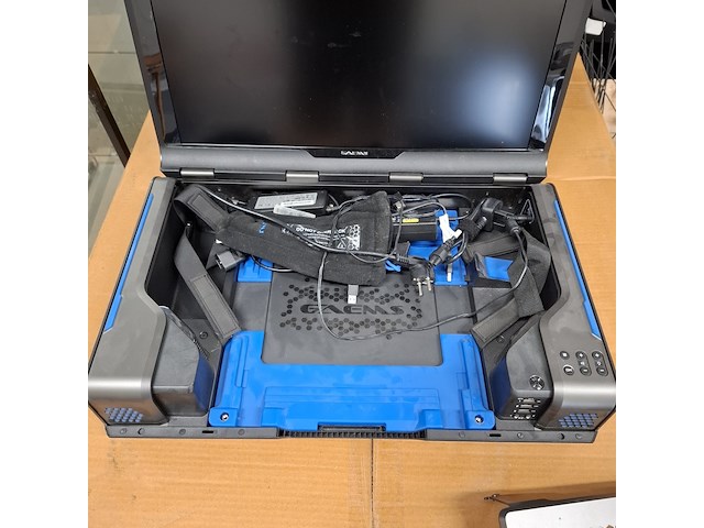 Mobiele gaming monitor (defect), gaemz, g240, 2019 - afbeelding 6 van  21