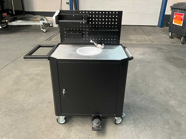 Mobiele handwas-/servicestation - afbeelding 2 van  8