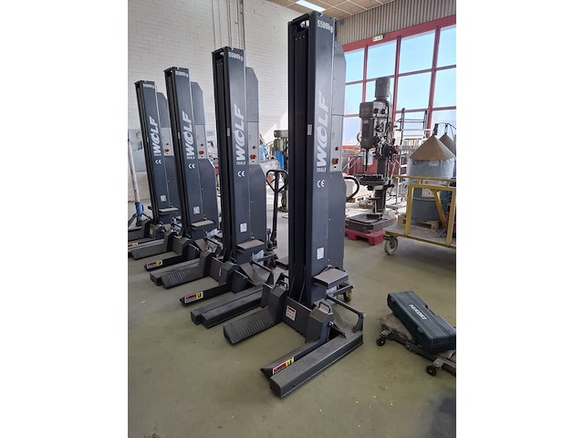Mobiele hefkolom wolf tools, wttl5000w, bouwjaar 2024 - afbeelding 1 van  9