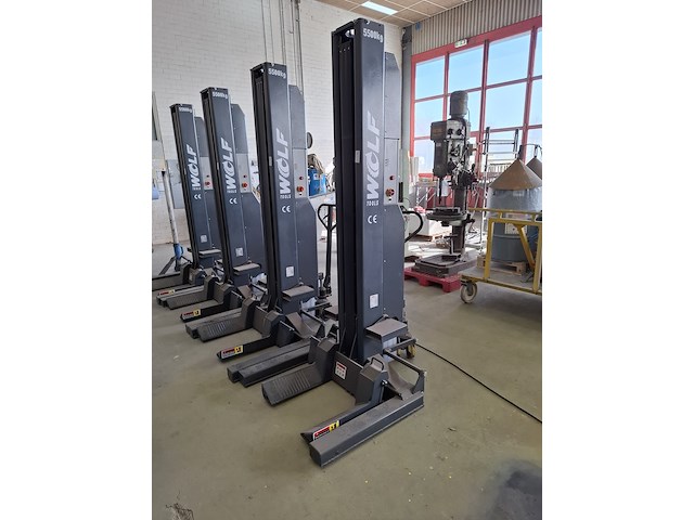 Mobiele hefkolom wolf tools, wttl5000w, bouwjaar 2024 - afbeelding 1 van  8