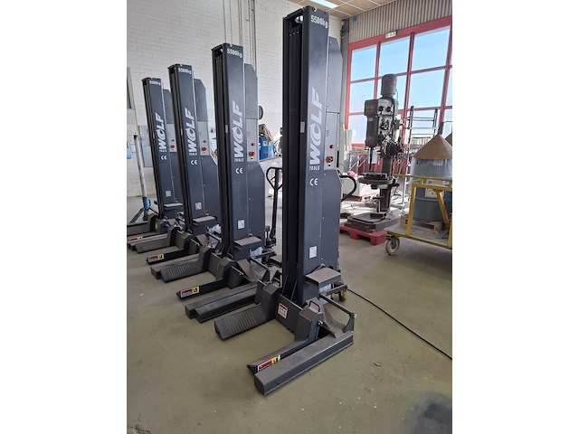 Mobiele hefkolom wolf tools, wttl5000w, bouwjaar 2024 - afbeelding 1 van  9