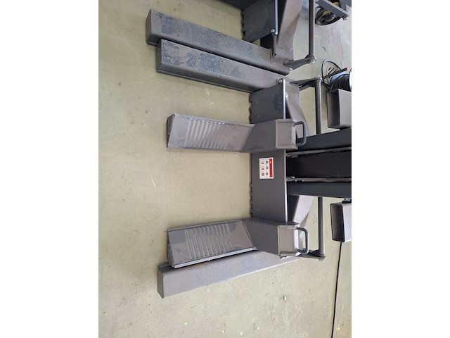 Mobiele hefkolom wolf tools, wttl5000w, bouwjaar 2024 - afbeelding 3 van  9