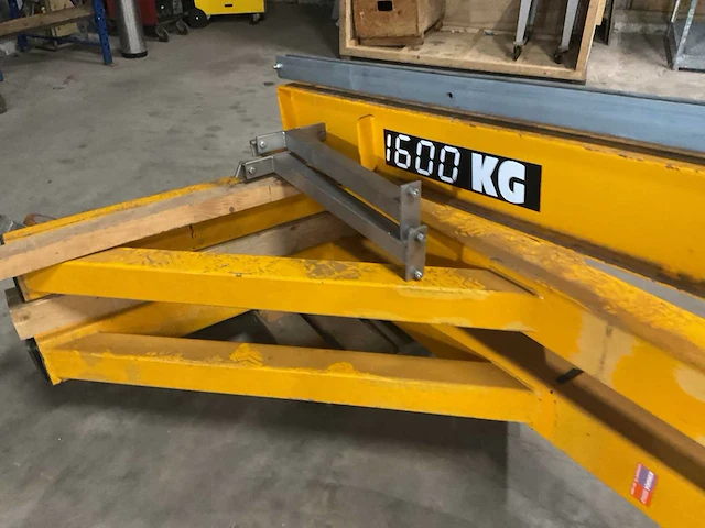 Mobiele hijsbok - afbeelding 6 van  7