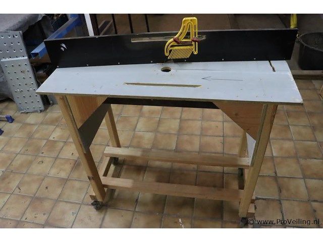 Mobiele houtbewerkingswerkbank - 122x49x122cm - afbeelding 1 van  7