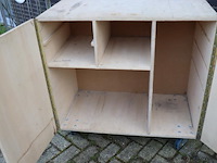 Mobiele houten opbergkast - afbeelding 5 van  6