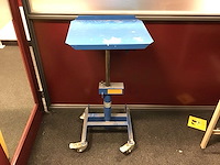 Mobiele in hoogte verstelbare werktafel - afbeelding 2 van  4