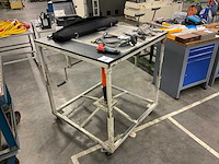 Mobiele, inhoogte verstelbare werktafels (3x) - afbeelding 1 van  7