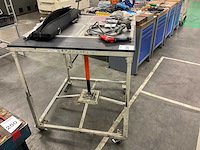 Mobiele, inhoogte verstelbare werktafels (3x) - afbeelding 2 van  7