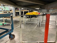 Mobiele, inhoogte verstelbare werktafels (3x) - afbeelding 3 van  7