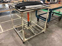 Mobiele, inhoogte verstelbare werktafels (3x) - afbeelding 4 van  7