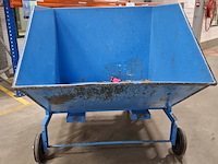 Mobiele kantelbak kw1000, bouwjaar 2008 - afbeelding 2 van  6