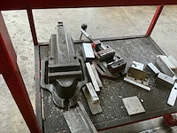 Mobiele kar met boor en freesmaterialen - afbeelding 5 van  15
