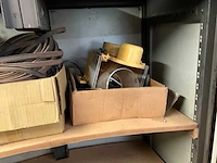 Mobiele kast met deur/raam rubbers - afbeelding 5 van  5