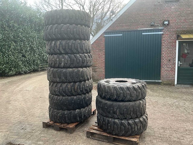 Mobiele kraan bandenset agriband 315/80r22.5 - afbeelding 1 van  14