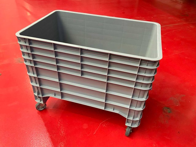 Mobiele kunststof kist (4x) - afbeelding 2 van  5