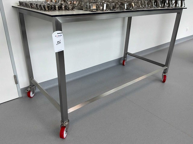 Mobiele laboratoriumtafel - afbeelding 3 van  3