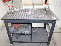 Mobiele lastafel rhino cart met diverse klemmen / accessoires. afmeting 125 x 70 x 90 cm.