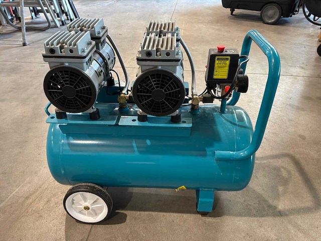 Mobiele luchtcompressor 60l - afbeelding 2 van  4