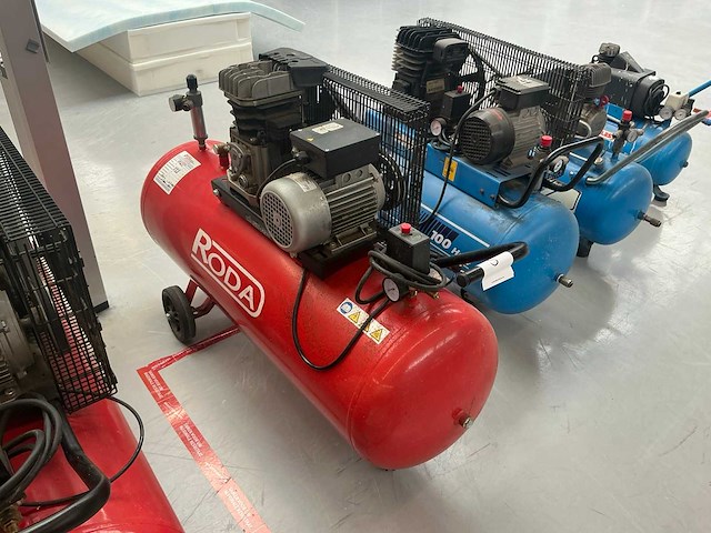 Mobiele luchtcompressor (6x) - afbeelding 4 van  22