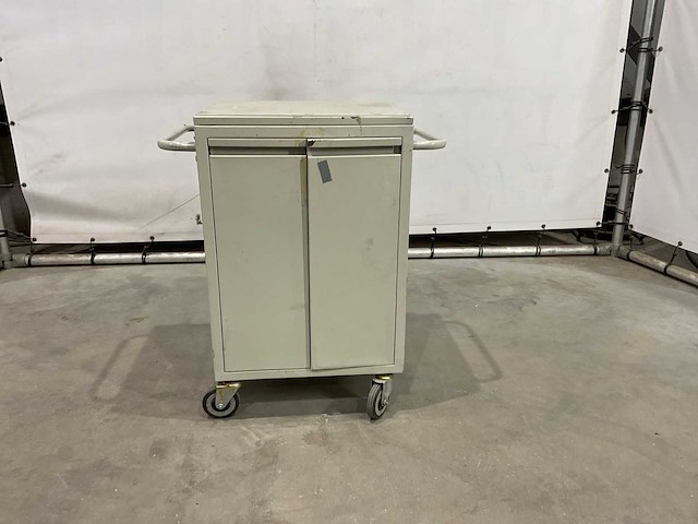 Mobiele metalen kastje - afbeelding 3 van  7