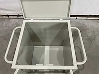 Mobiele metalen kastje - afbeelding 7 van  7