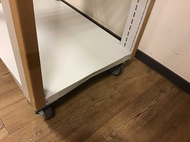 Mobiele otto kind werkbank met lade - afbeelding 2 van  3