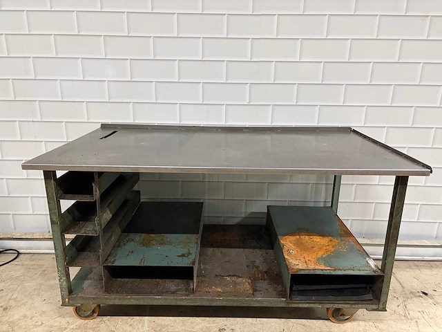 Mobiele platen schoonmaaktafel - afbeelding 2 van  3