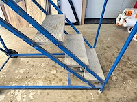 Mobiele platformtrap - afbeelding 2 van  5