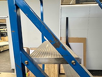Mobiele platformtrap - afbeelding 5 van  5