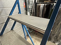 Mobiele platformtrap - afbeelding 3 van  4