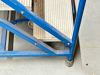 Mobiele platformtrap - afbeelding 3 van  5