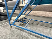 Mobiele platformtrap - afbeelding 4 van  5