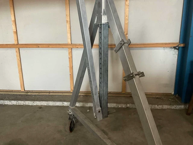 Mobiele portaalkraan - afbeelding 7 van  9