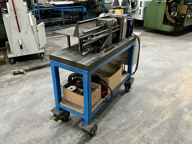 Mobiele profielbuigmachine - afbeelding 3 van  10