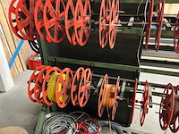 Mobiele rek met hervulbare haspels elektriciteitkabels - afbeelding 7 van  15