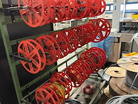 Mobiele rek met hervulbare haspels elektriciteitkabels - afbeelding 11 van  15