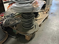Mobiele rek met hervulbare haspels elektriciteitkabels - afbeelding 13 van  15