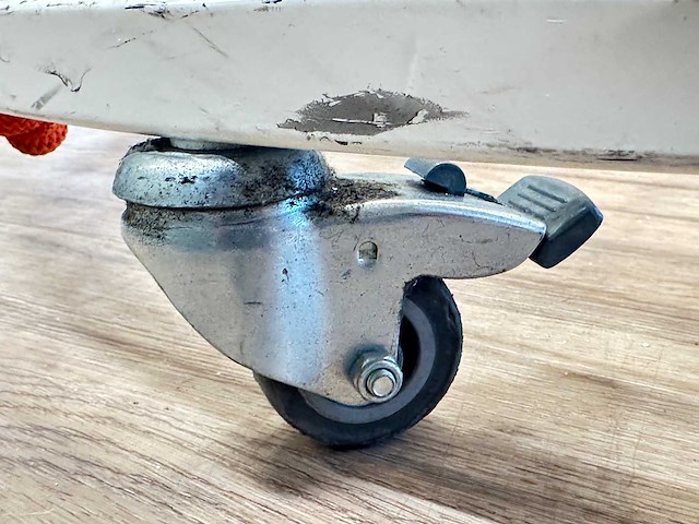 Mobiele ronde stortmand - afbeelding 4 van  4