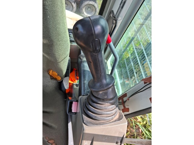 Mobiele rupskraan, tebeuchi, tb145, 2006 - afbeelding 13 van  25