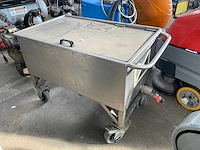 Mobiele rvs bak - afbeelding 1 van  4