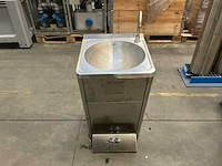Mobiele rvs handwasunit / handwaszuil (18x) - afbeelding 14 van  15