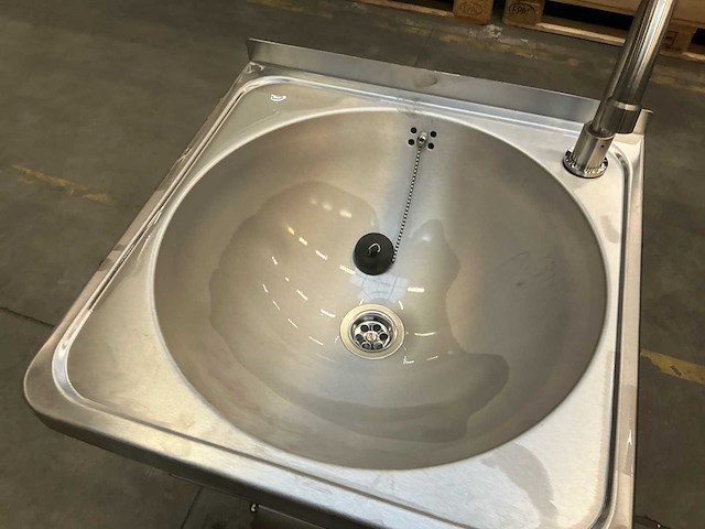 Mobiele rvs handwasunit / handwaszuil (18x) - afbeelding 15 van  15