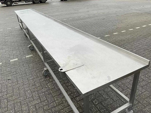 Mobiele rvs werktafel (680 cm) - afbeelding 6 van  7
