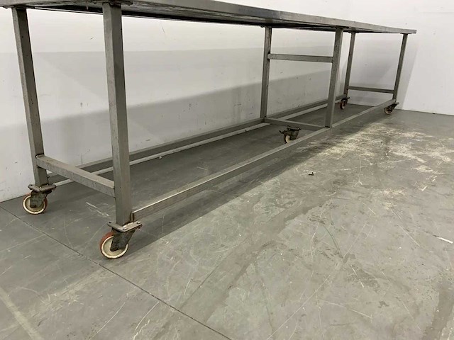 Mobiele rvs werktafel - afbeelding 6 van  6