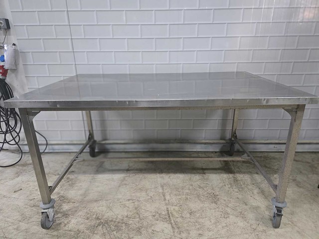 Mobiele rvs werktafel - afbeelding 4 van  5