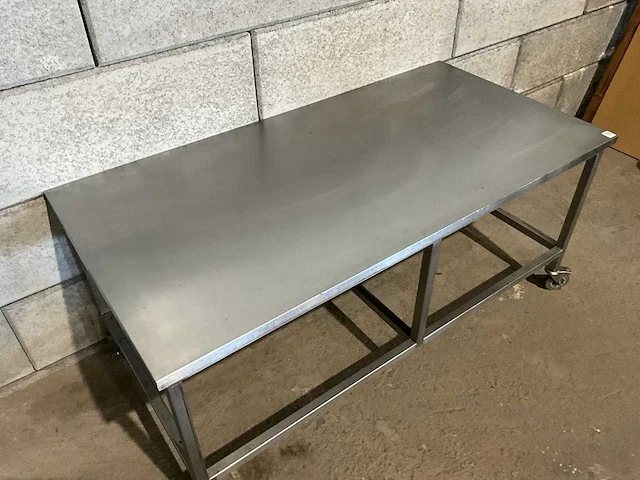 Mobiele rvs werktafel - afbeelding 6 van  6