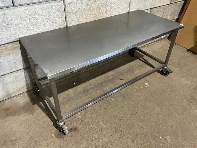 Mobiele rvs werktafel - afbeelding 5 van  5